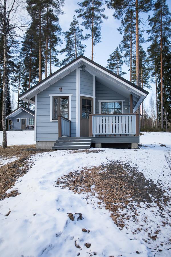 Kuus-Hukkala Hotel Harkala  Екстериор снимка