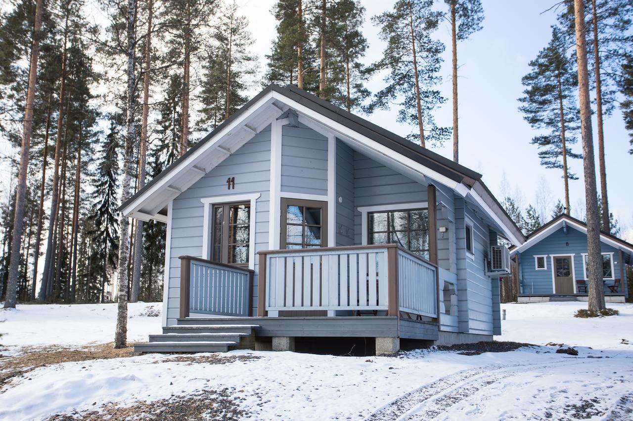 Kuus-Hukkala Hotel Harkala  Екстериор снимка